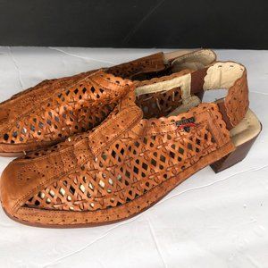 Pikolinos Women's Brown Sling Back Shoes